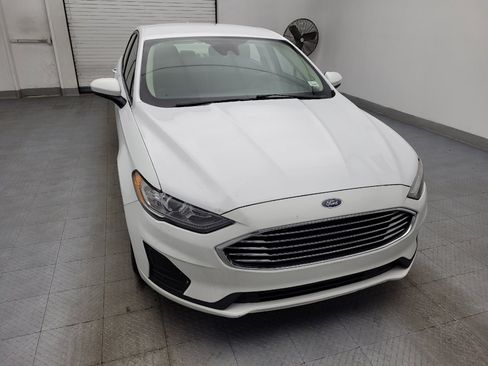 Used 2019 Ford Fusion SE image 14