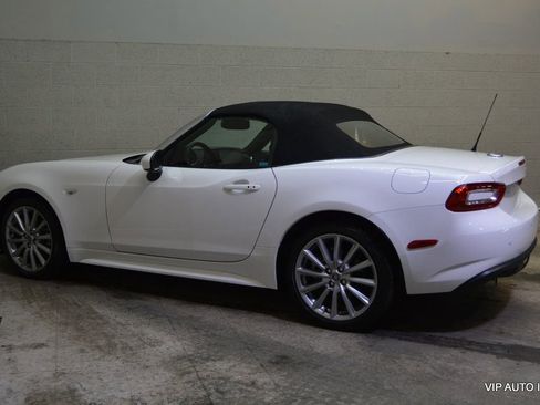 Used 2017 FIAT 124 Spider Lusso image 27