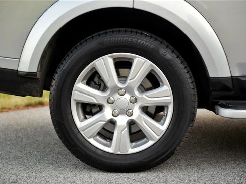 Used 2016 Land Rover LR4 HSE Silver Edition AWD/4WD image 37