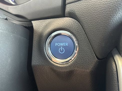Certified 2022 Toyota RAV4 XLE Premium AWD/4WD image 26