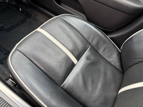 Used 2010 Lincoln MKZ FWD image 32