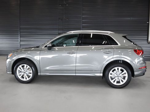 New 2025 Audi Q3 2.0T Premium image 14