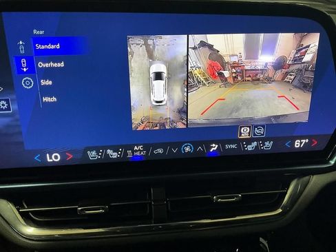 Used 2026 Chevrolet Equinox EV LT w/ Convenience Package II FWD image 20