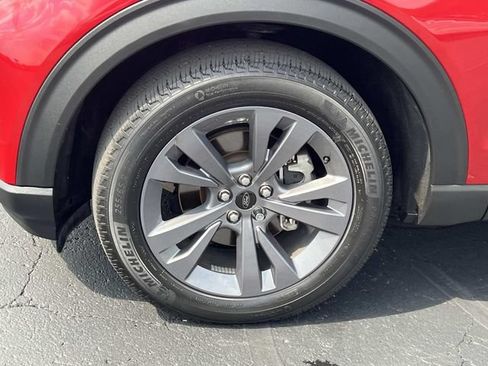 Certified 2023 Ford Explorer XLT w/ Equipment Group 202A AWD/4WD image 9