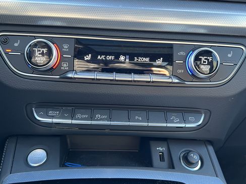 Used 2024 Audi Q5 2.0T Premium Plus w/ Premium Plus Package image 30