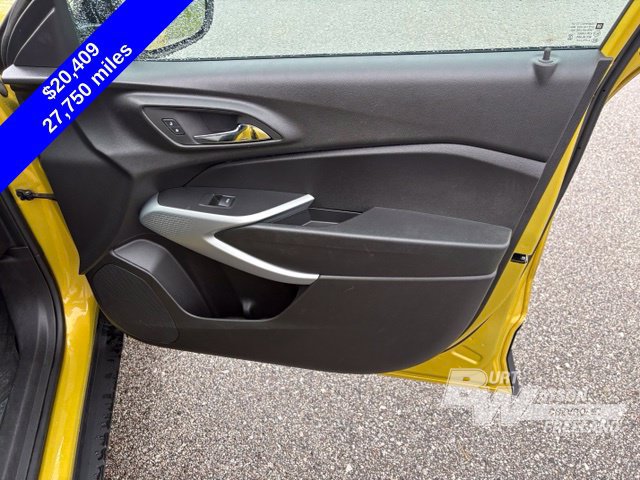 Used 2024 Chevrolet Trax RS w/ Driver Confidence Package FWD image 33