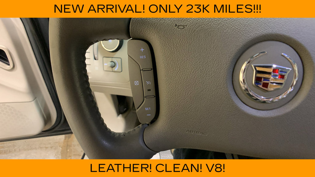 Used 2011 Cadillac DTS FWD image 31