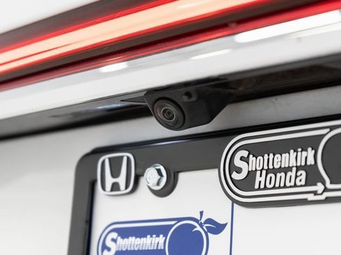 Used 2021 Audi A8 L 4.0T image 13