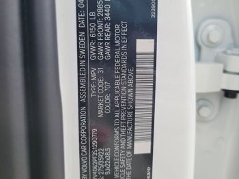 Used 2025 Volvo XC90 B6 Ultra w/ Protection Package image 34