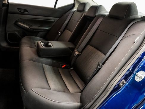 Used 2024 Nissan Altima 2.5 S image 7