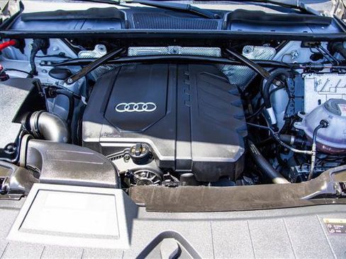 Used 2023 Audi Q5 2.0T Premium Plus w/ Premium Plus Package AWD/4WD image 27