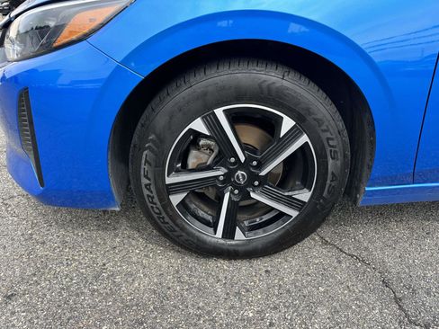 Used 2025 Nissan Sentra SV image 7