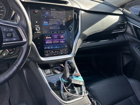 Used 2021 Subaru Outback Limited image 20