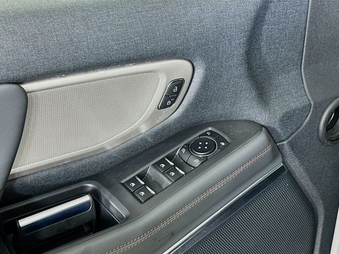 Used 2025 Ford Expedition Active AWD/4WD image 15