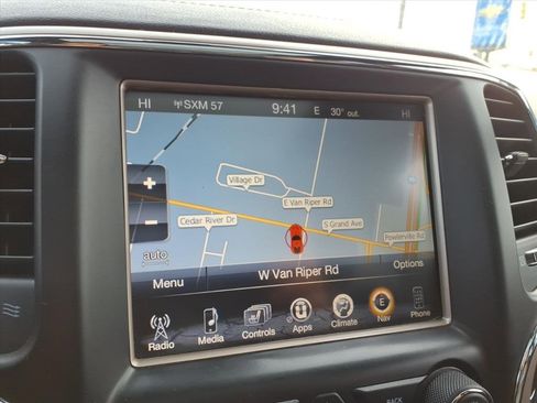 Used 2015 Jeep Grand Cherokee Overland w/ Advanced Technology Group image 22