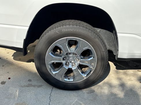 Used 2020 RAM 1500 Big Horn AWD/4WD image 6