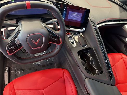 Used 2024 Chevrolet Corvette Stingray Coupe w/ 1LT RWD image 28