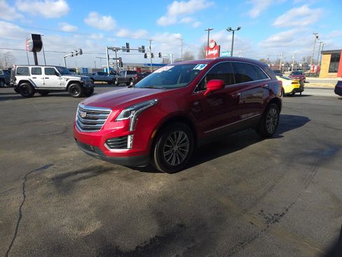 Used 2019 Cadillac XT5 Luxury image 3