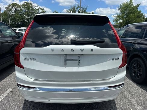 Used 2024 Volvo XC90 B5 Plus w/ Protection Package Premier AWD/4WD image 3