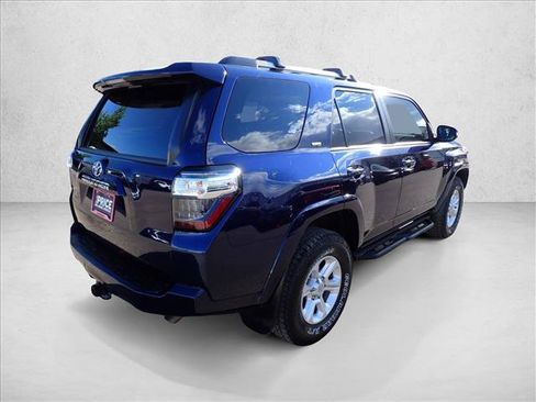 Used 2021 Toyota 4Runner SR5 Premium w/ Moonroof Package AWD/4WD image 4