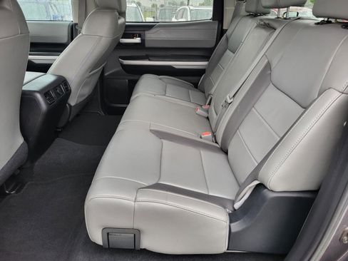 Used 2018 Toyota Tundra Limited AWD/4WD image 11