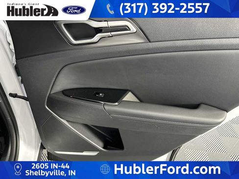 Used 2024 Kia Sportage EX FWD image 26