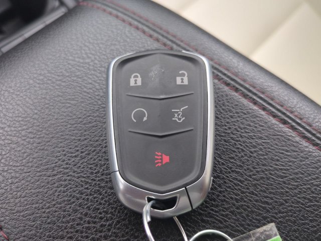 Used 2019 Cadillac XT4 Sport w/ Driver Assist Package FWD image 29