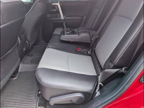 Used 2023 Toyota 4Runner SR5 Premium w/ Moonroof Package RWD image 8