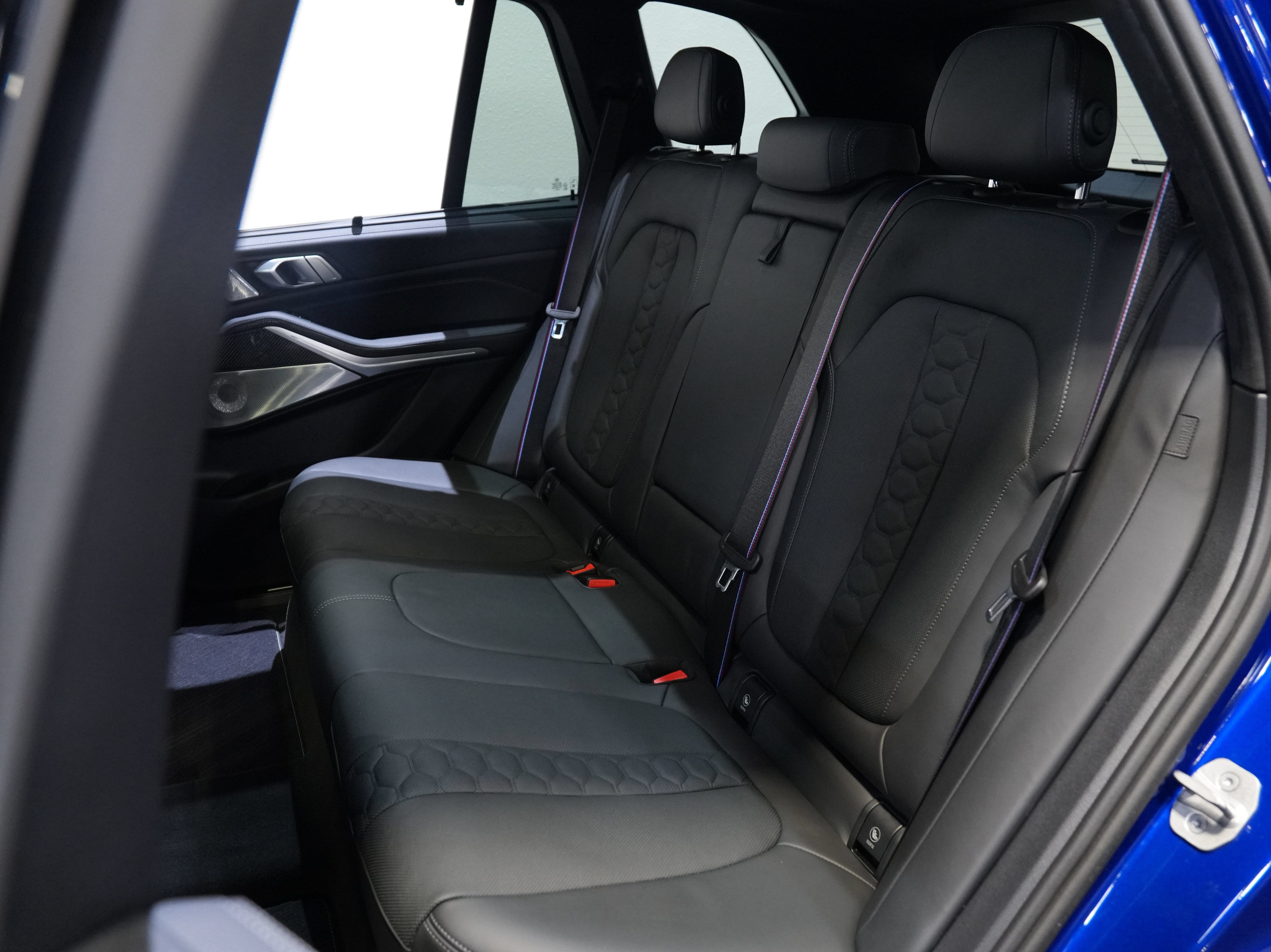 Used 2024 BMW X5 M Competition w/ Executive Package AWD/4WD image 37