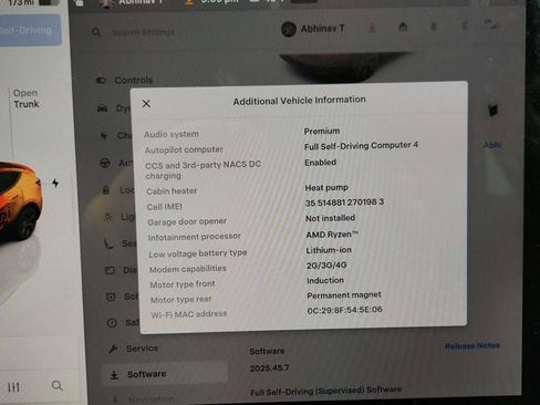 Used 2025 Tesla Model Y Long Range image 36