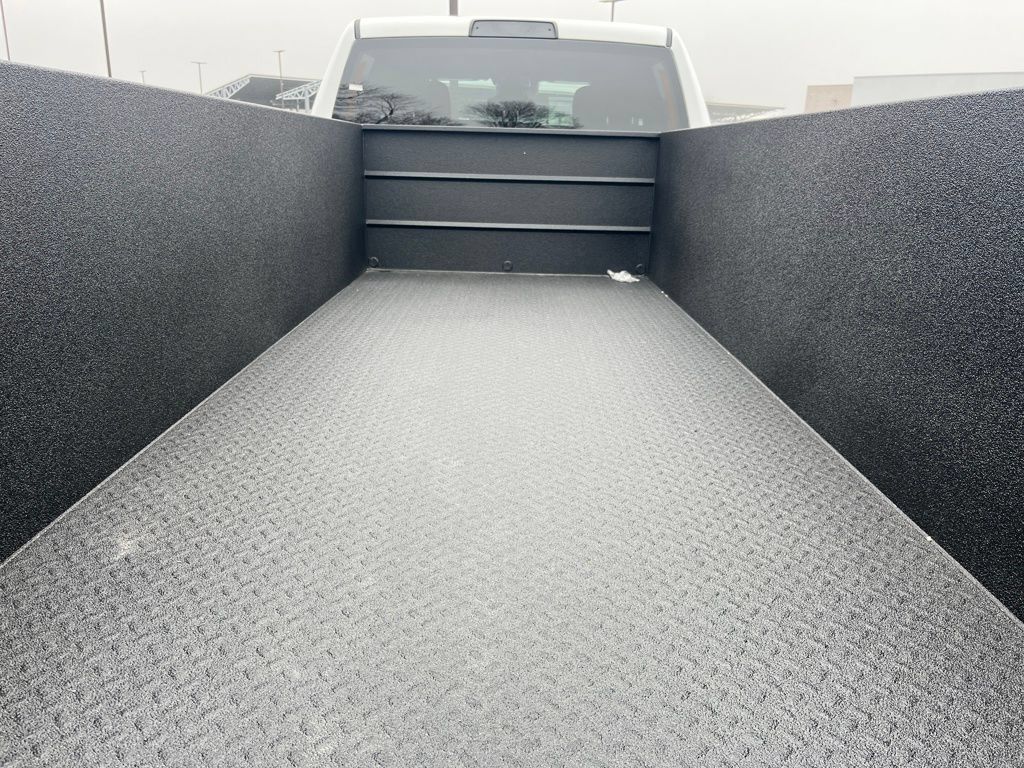New 2025 RAM 5500 Tradesman AWD/4WD image 29