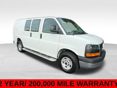 Used 2023 GMC Savana 2500 w/ Driver Convenience Package image 9