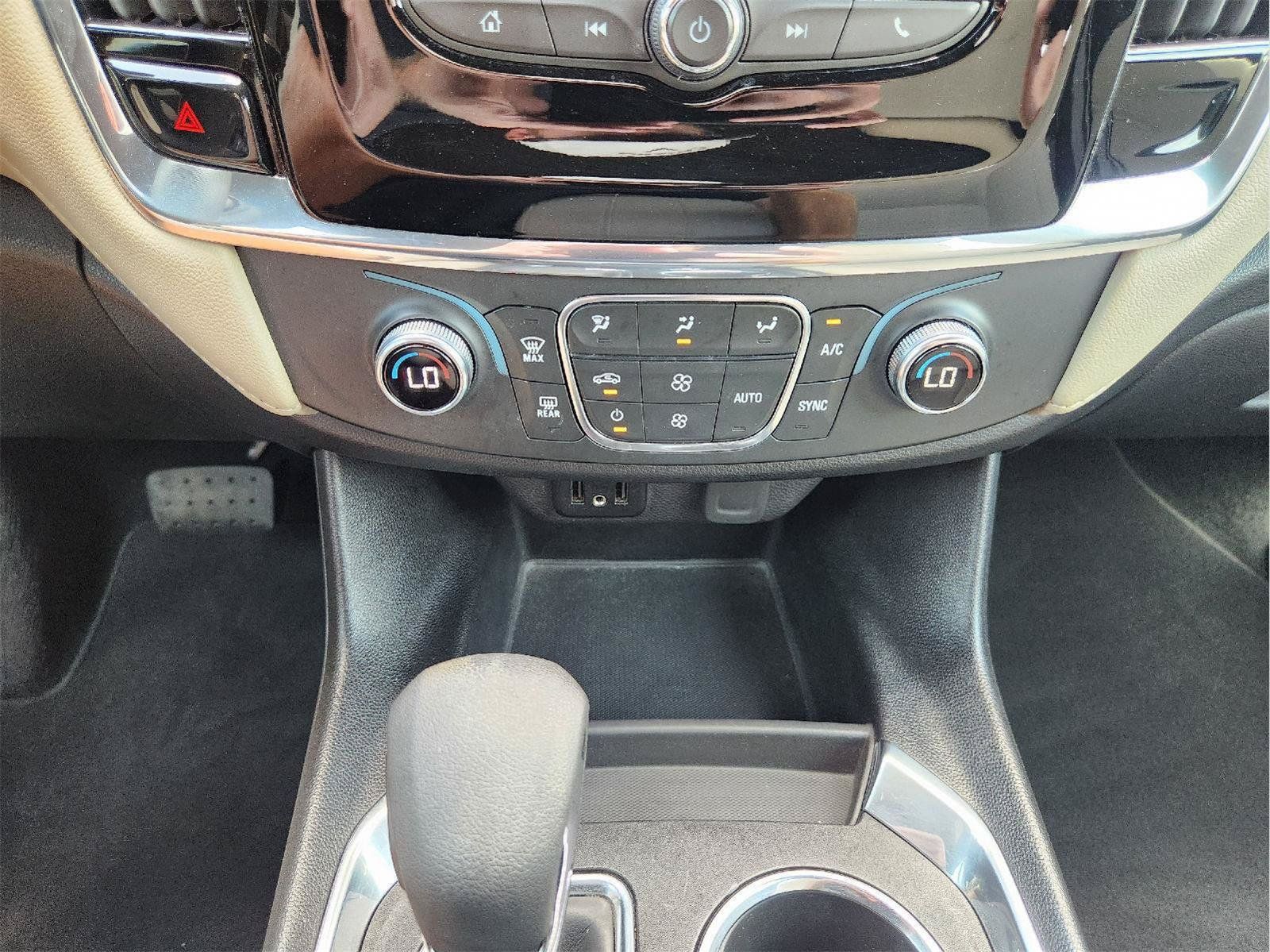Used 2023 Chevrolet Traverse LS w/ Safety Package FWD image 18