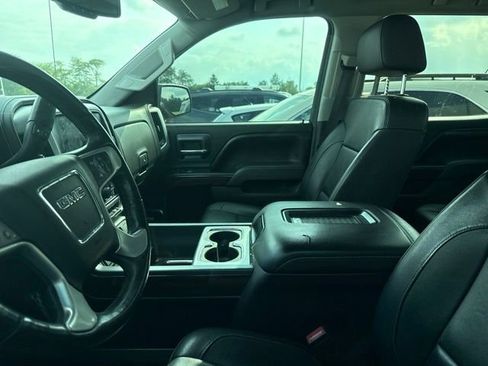 Used 2017 GMC Sierra 1500 SLT w/ SLT Premium Package AWD/4WD image 10