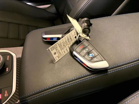 Used 2025 BMW M2 w/ Lighting Package image 14