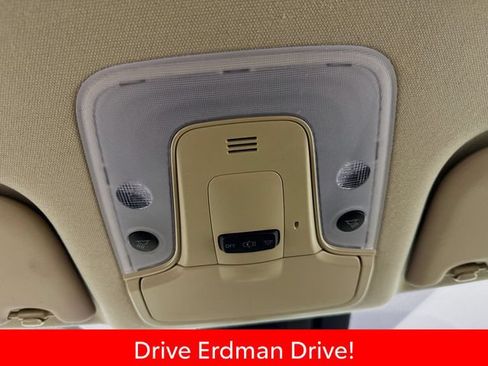 Certified 2018 Toyota Prius Three FWD image 17