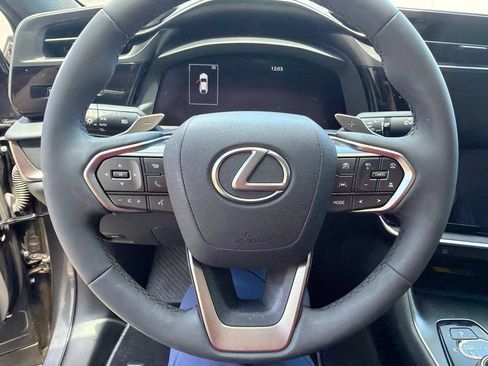 Used 2025 Lexus RZ 450e w/ Cold Area Package AWD/4WD image 18
