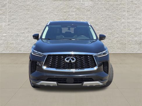 Used 2023 INFINITI QX60 Luxe AWD/4WD image 2