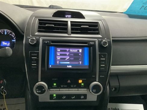 Used 2012 Toyota Camry SE image 14