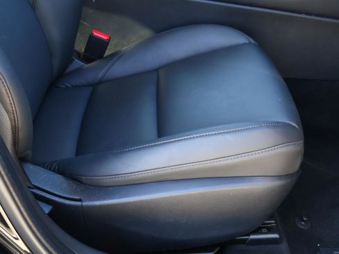 Used 2025 MAZDA MAZDA3 s image 16