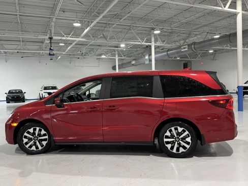 New 2026 Honda Odyssey EX-L image 18
