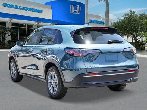 New 2027 Honda HR-V LX image 2