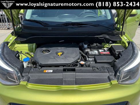 Used 2016 Kia Soul + image 26