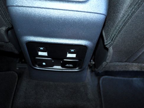 Used 2022 Ford Bronco Wildtrak image 41