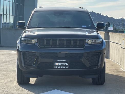 New 2026 Jeep Grand Cherokee L 4WD image 9