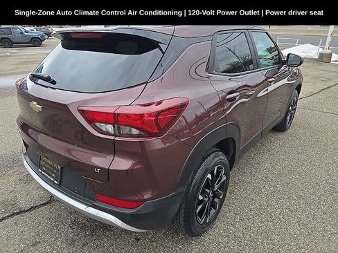 Used 2023 Chevrolet TrailBlazer LT w/ Convenience Package image 3