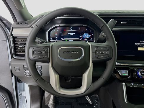 New 2025 GMC Sierra 3500 Denali w/ Denali Reserve Package image 11