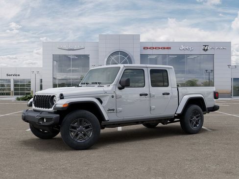 New 2026 Jeep Gladiator Sport AWD/4WD image 2