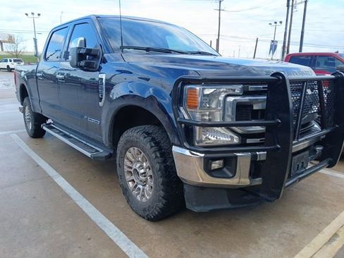 Used 2022 Ford F250 XLT w/ XLT Premium Package image 4