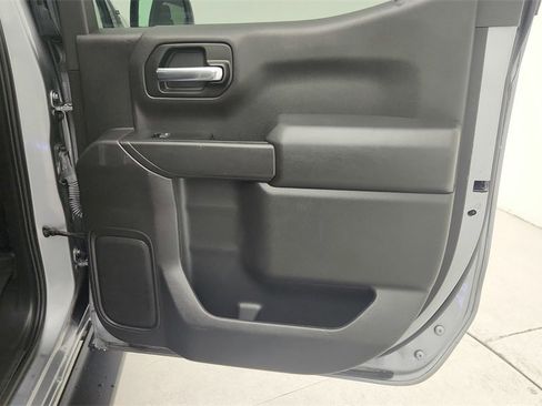 Used 2024 Chevrolet Silverado 1500 Custom Trail Boss w/ LPO, Dark Essentials Package image 35